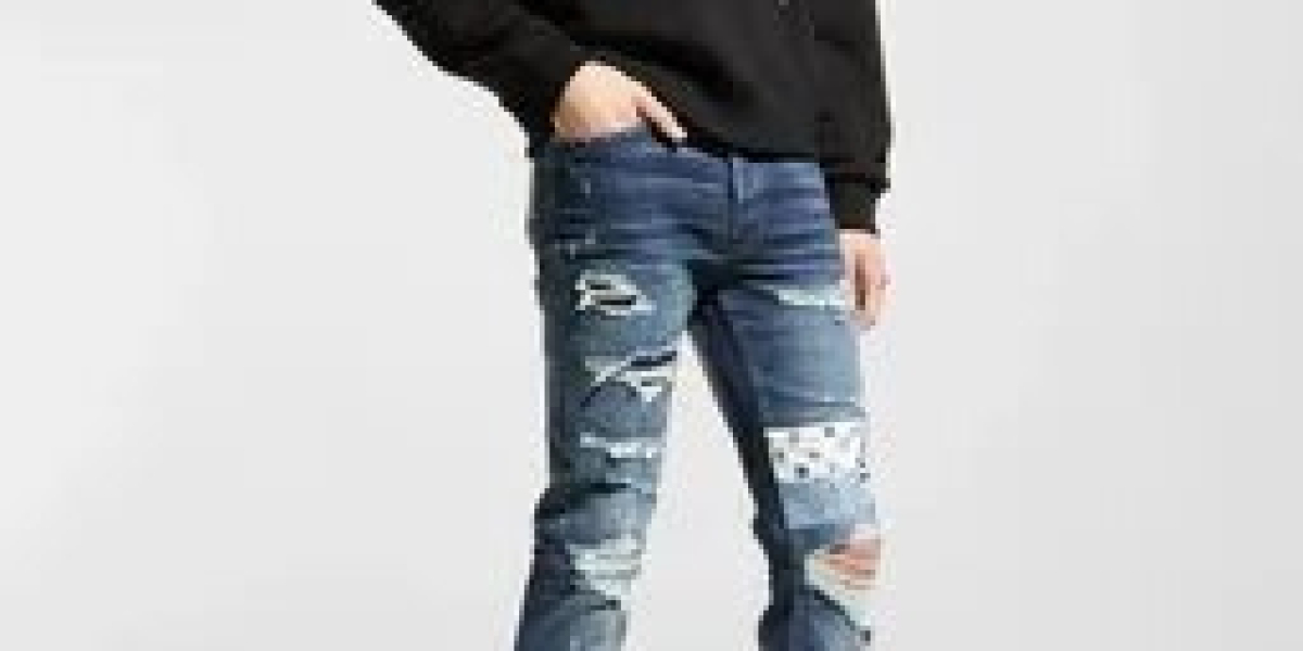 Amiri Jeans & Corteiz: Shaping the Future of Urban Fashion Trends