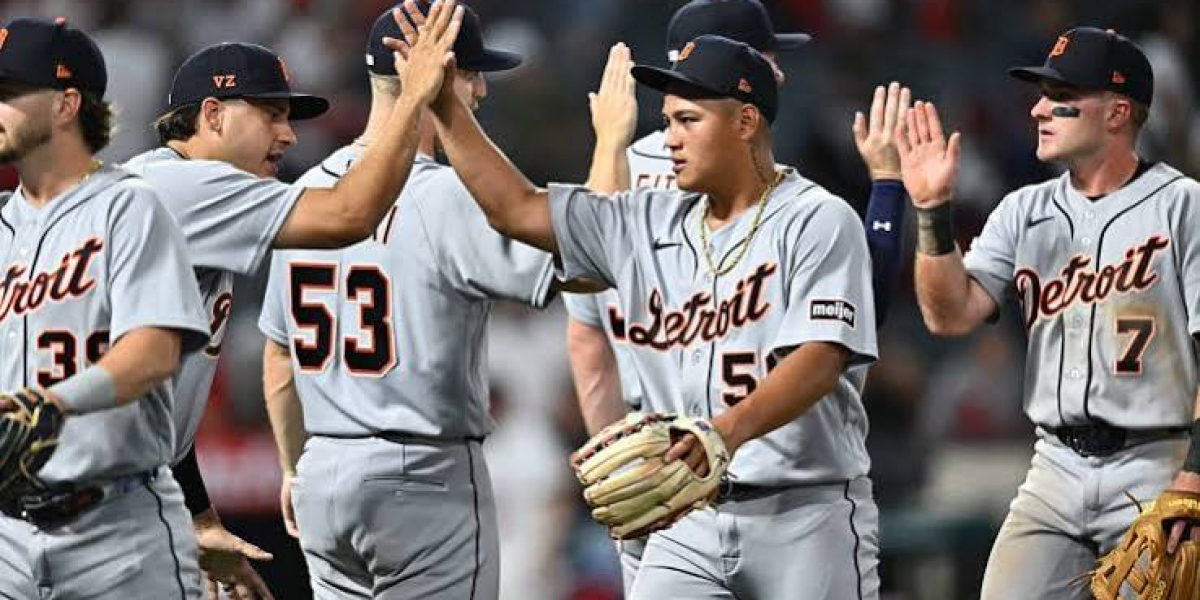 Rangers Jacob deGrom Reaches Milestone Inside of Acquire In excess of Cardinals