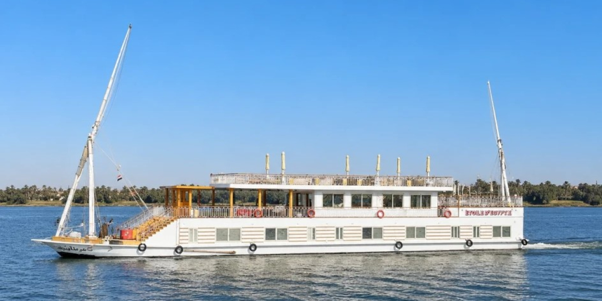 Keeping a Travel Journal During a Nile Cruise