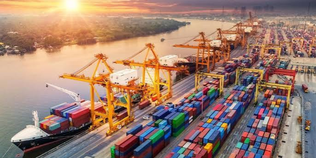Asia-Pacific Port & Material Handling Equipment Market Expands with Smart Port Investments